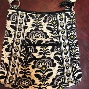 Vera Bradley Crossbody Purse! 👜